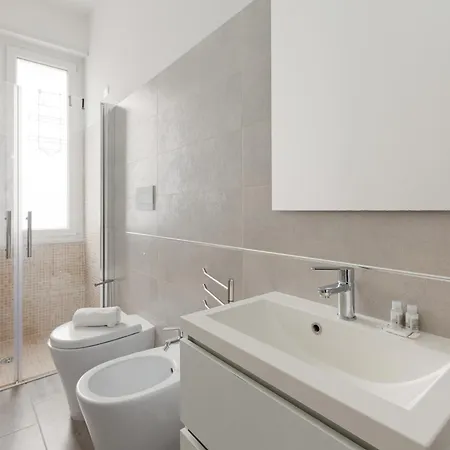 Martesana Cosy Apartment- M1 Gorla Red Line * Mailand